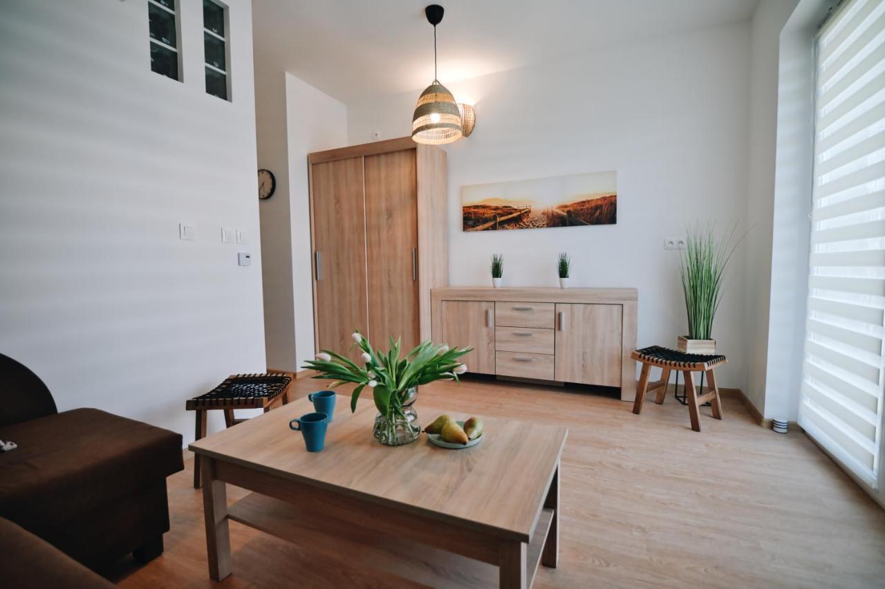 Relaksik 60 By Housine Lägenhet Zator Exteriör bild