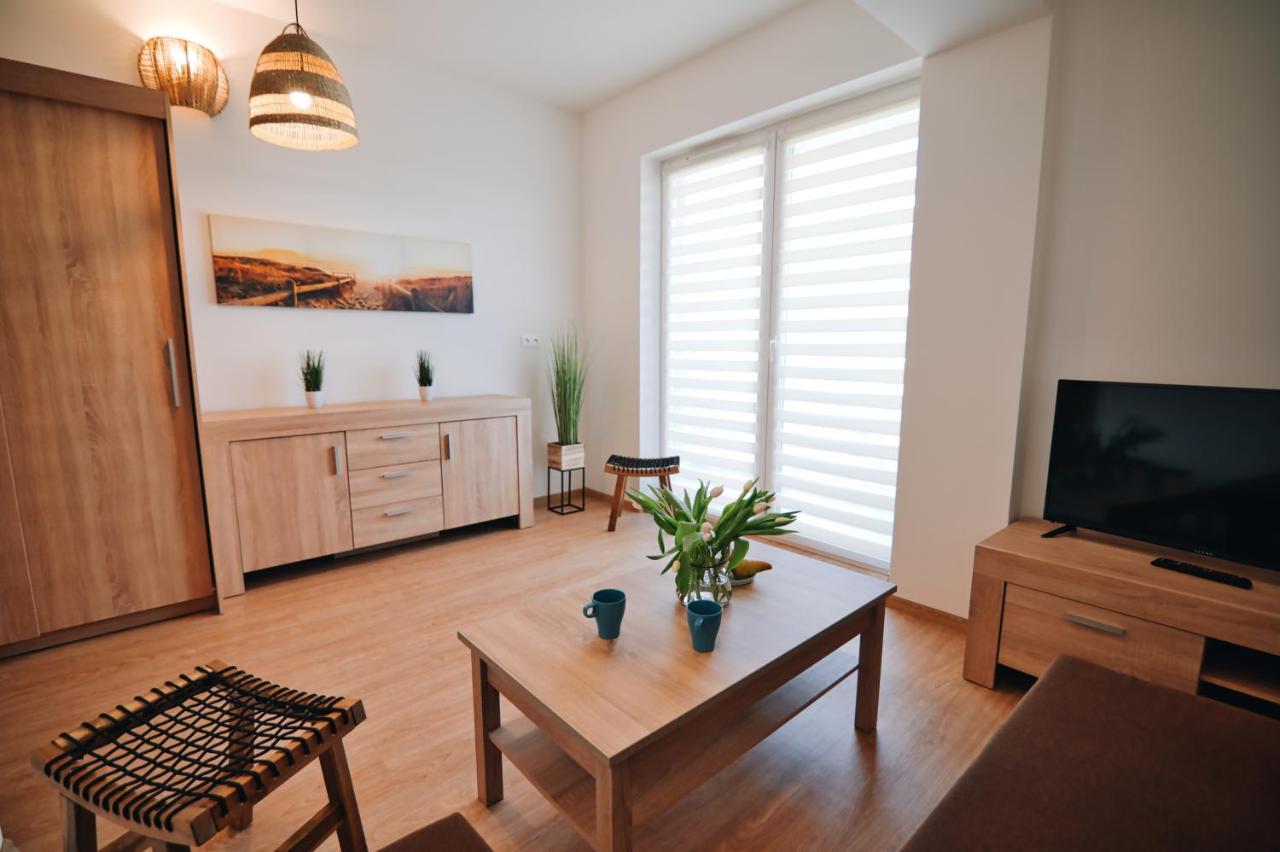 Relaksik 60 By Housine Lägenhet Zator Exteriör bild