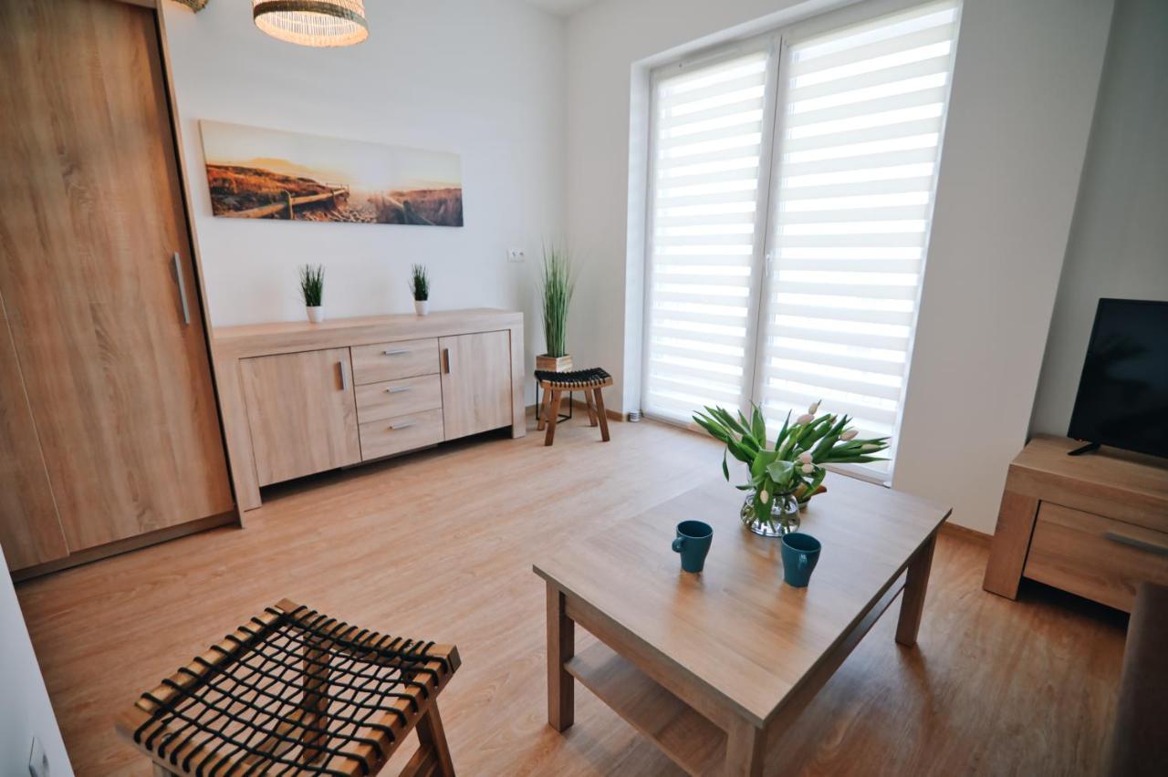 Relaksik 60 By Housine Lägenhet Zator Exteriör bild